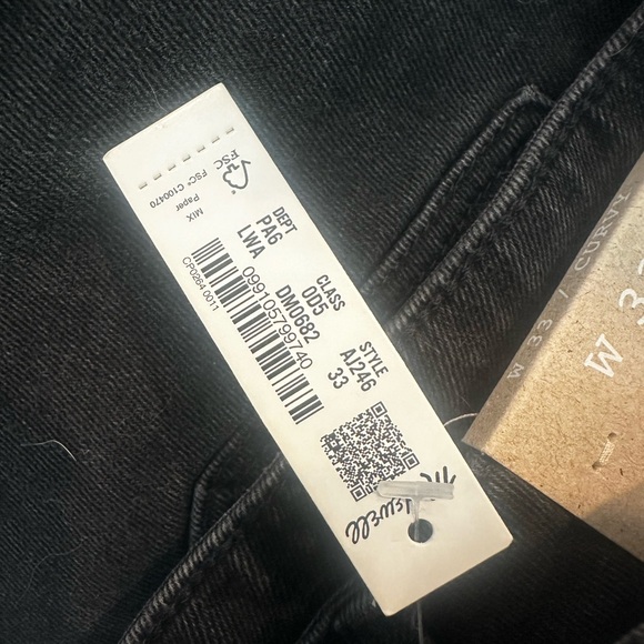 Madewell Black Jean Shorts Curvy High Rise - Picture 8 of 8